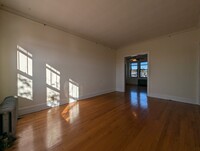 4536 N Leavitt St, Unit 3 in Chicago, IL - Building Photo - Building Photo