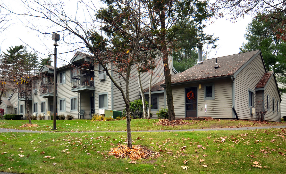 Genesis House in Longmeadow, MA - Building Photo