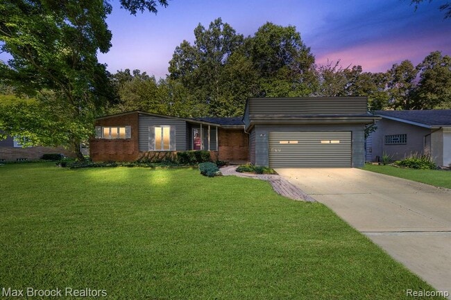 property at 966 Woodlea St