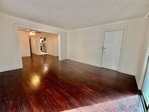 5017-5019 Wyandotte St in Kansas City, MO - Building Photo - Building Photo