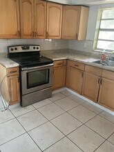 2900 NW 10th Ct in Fort Lauderdale, FL - Building Photo - Building Photo