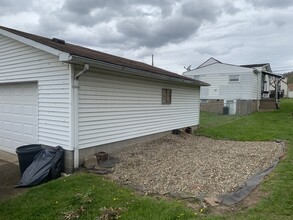 2507 2nd St in Moundsville, WV - Building Photo - Building Photo