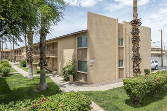 Windsong in Phoenix, AZ - Building Photo - Primary Photo