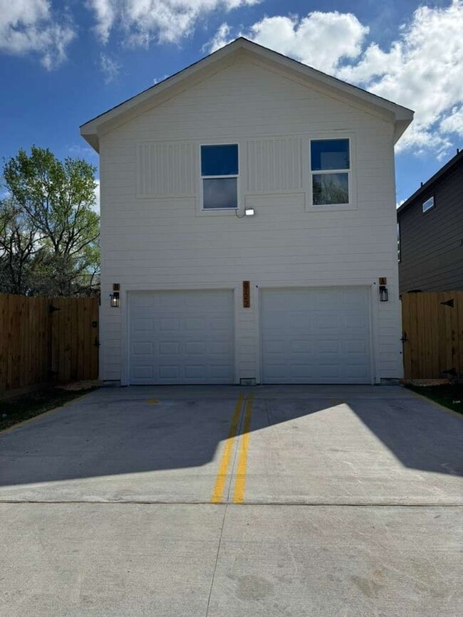 8122 De Priest St in Houston, TX - Building Photo - Building Photo