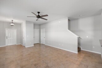 7678 Ginger Lily Ct in Tampa, FL - Building Photo - Building Photo