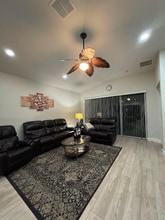 1268 Toluke Point in Orlando, FL - Foto de edificio - Building Photo