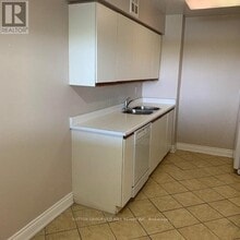 1300 Islington Ave. in Toronto, ON - Building Photo - Building Photo