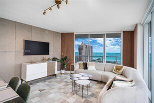6700 Indian Creek Dr in Miami Beach, FL - Building Photo