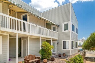 5801 Thunderbird St in Lago Vista, TX - Building Photo - Building Photo