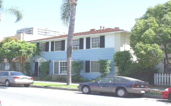 1712 E.1st Street in Long Beach, CA - Foto de edificio - Building Photo