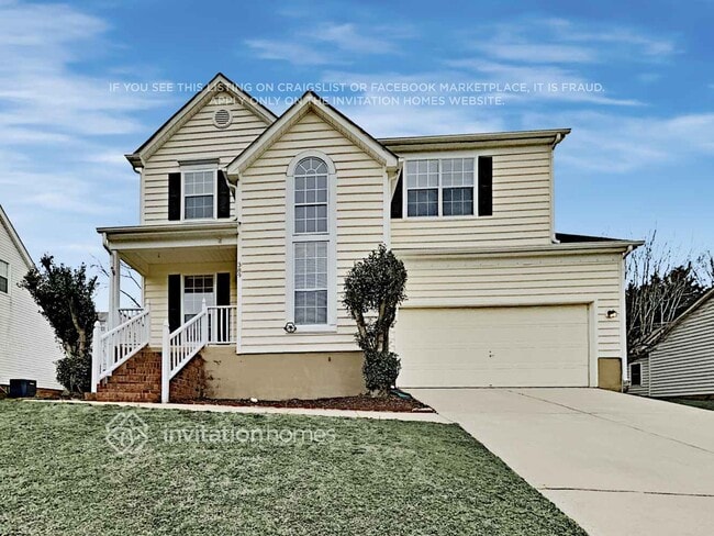 property at 389 Queens Dr SW