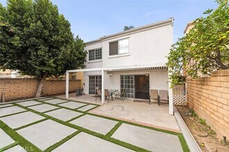 7448 Bellingham Ave in Los Angeles, CA - Building Photo - Building Photo