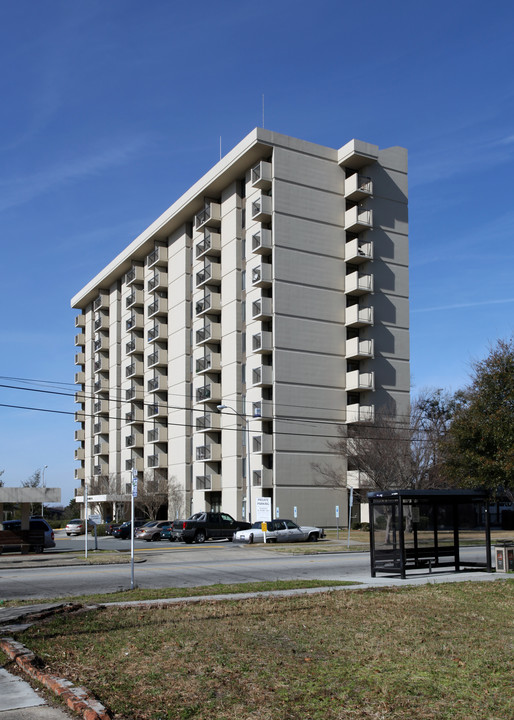 Solomon Towers in Wilmington, NC - Foto de edificio