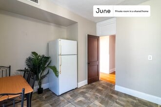 Room in Shared 4 bed/2 bath home, Unit A in Boston, MA - Foto de edificio - Building Photo