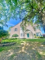 9 Sawgrass Ct in Blackwood, NJ - Building Photo
