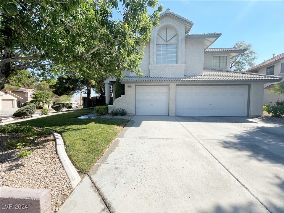 420 Crater Ct in Henderson, NV - Building Photo