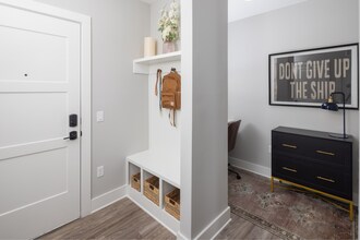 Broadstone West End in Charlotte, NC - Building Photo - Building Photo