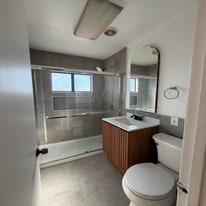 3635 Nassau Dr in San Diego, CA - Building Photo