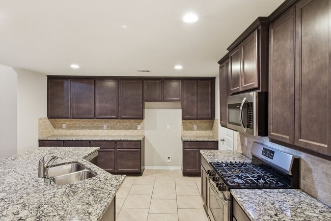 property at 22014 Pheasant Bend Ln