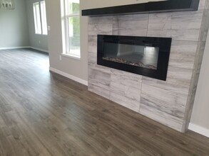 8303 Annalisa Ln in Yakima, WA - Building Photo - Building Photo