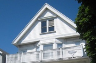 3373 N Oakland Ave in Milwaukee, WI - Building Photo - Building Photo