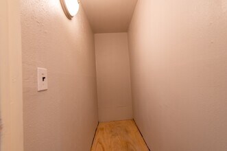 7110 McHenry St in Houston, TX - Building Photo - Building Photo