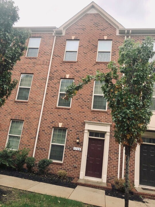 1728 Lantern Mews in Baltimore, MD - Foto de edificio