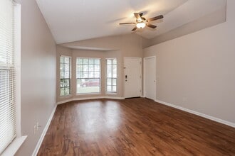 2513 Townsquare Dr in Jacksonville, FL - Building Photo - Building Photo
