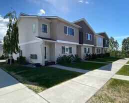 11500 Grand Cyn Lp in Anchorage, AK - Building Photo