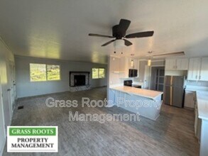 14147 Lodgepole Dr in Penn Valley, CA - Building Photo - Building Photo