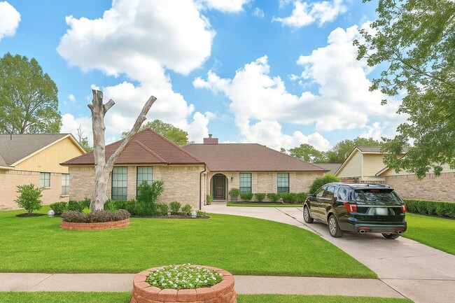 property at 10006 Hibernia Dr