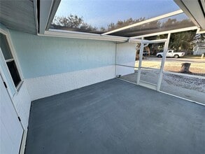 6213 33rd Ave Cir W in Bradenton, FL - Building Photo - Building Photo