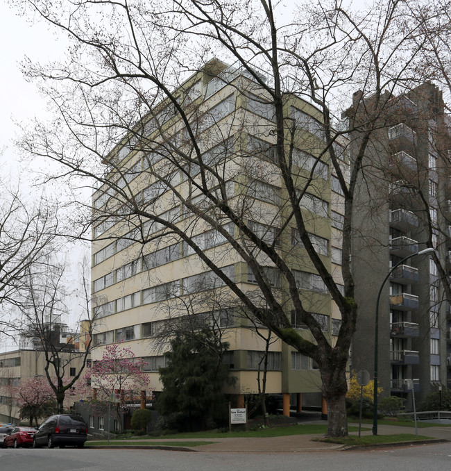 The New Yorker in Vancouver, BC - Building Photo - Building Photo