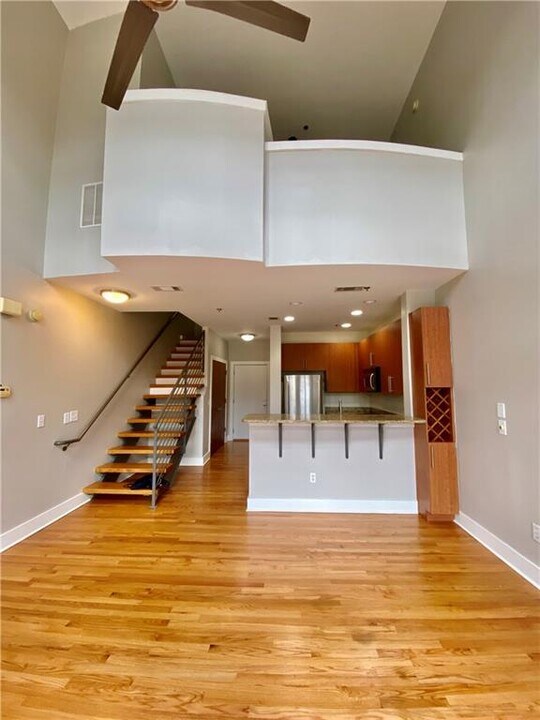 1221 Caroline St NE in Atlanta, GA - Building Photo