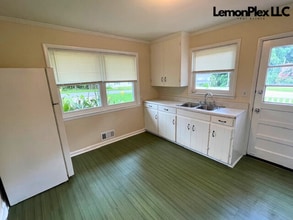 4457 Lemon Street Extension in Acworth, GA - Foto de edificio - Building Photo