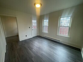 10-12-14 E Hoosac St in Adams, MA - Building Photo