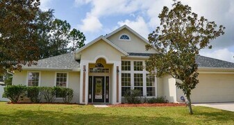 6 Westbury Ln in Palm Coast, FL - Building Photo