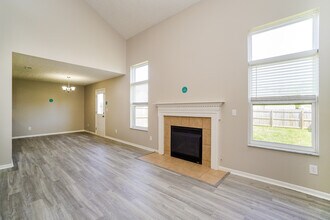 3902 Genteel Dr in Grove City, OH - Foto de edificio - Building Photo