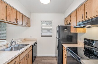 2290-2296 Fox Hollow Dr in Titusville, FL - Building Photo - Building Photo