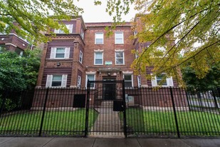 7757 S Peoria in Chicago, IL - Building Photo