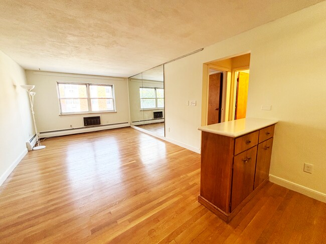 7 Commonwealth Ct, Unit 5 in Boston, MA - Building Photo - Building Photo