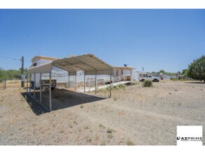16045 S Apache Trail in Mayer, AZ - Building Photo - Building Photo