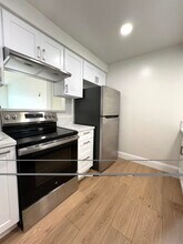 1218 Amethyst St, Unit C in Redondo Beach, CA - Building Photo - Building Photo