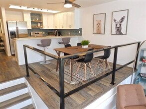 8124 Marina Pacifica Dr N, Unit Marina Retreat inc. utl. in Long Beach, CA - Building Photo - Building Photo