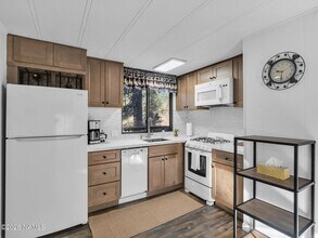 3114 Owl Pl in Flagstaff, AZ - Foto de edificio - Building Photo