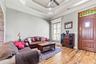 126 Heathwood Dr in Broussard, LA - Building Photo - Building Photo