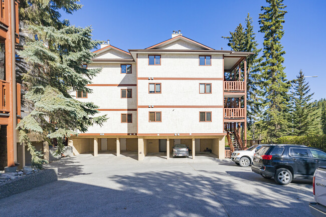 8 Black Rock Cres in Canmore, AB - Building Photo - Building Photo