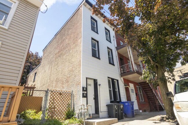 property at 543 Spruce St