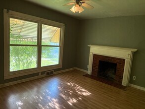 2200 S 12th St in Springfield, IL - Building Photo - Building Photo