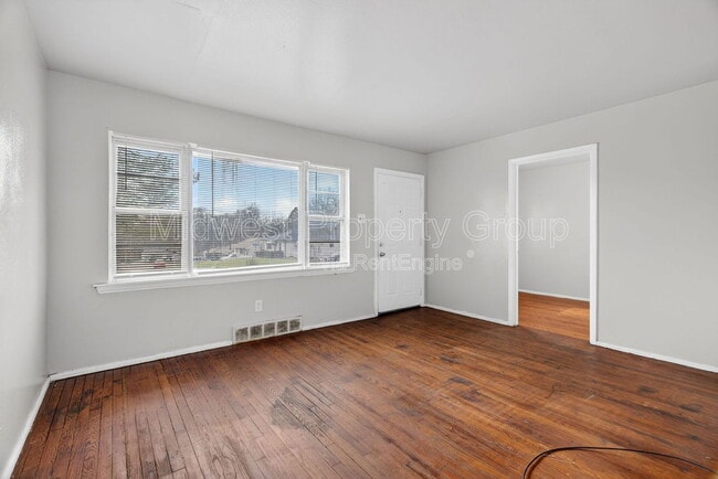 5900 Sheriton Dr in St. Louis, MO - Building Photo - Building Photo